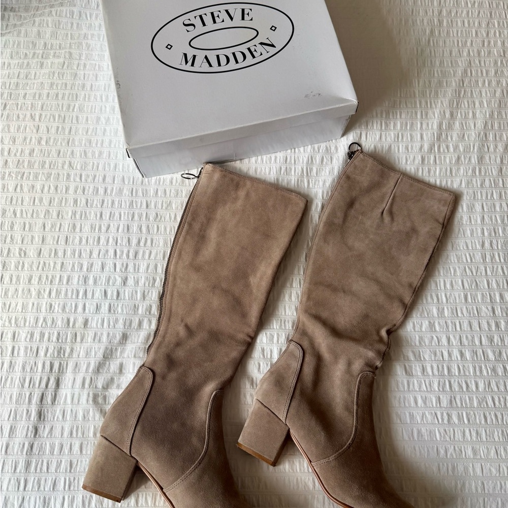 Steve Madden Taupe Suede Boots
